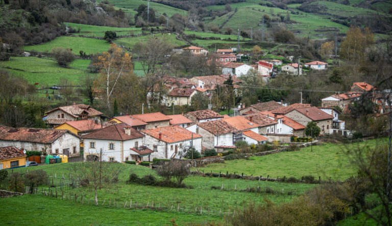 100 municipios de la España rural quieren repoblarse y reactivarse con Holapueblo